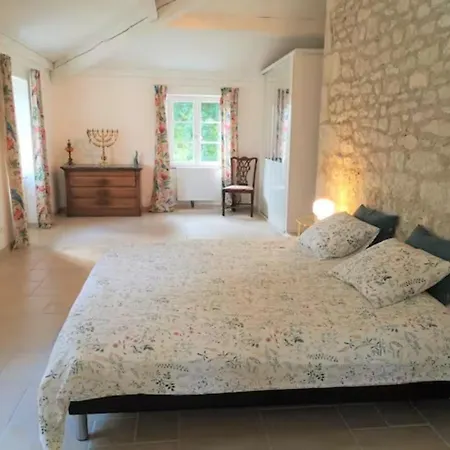 Nyaraló De Charme, Bastide Avec Piscine *
