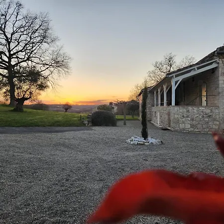 De Charme, Bastide Avec Piscine Nyaraló